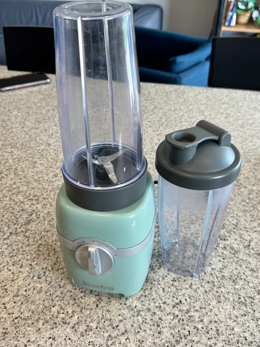 Starfrit Personal Blender with 2 Cups thumbnail