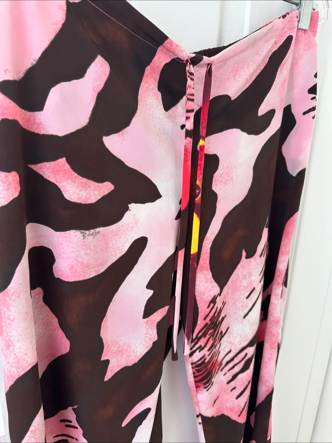 Natori Camo Pink & Brown Bottoms image indicator(5)