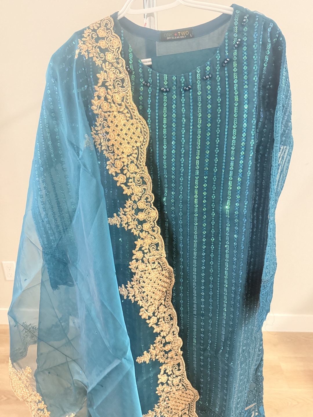 Three piece Salwar Kameez - photo 2
