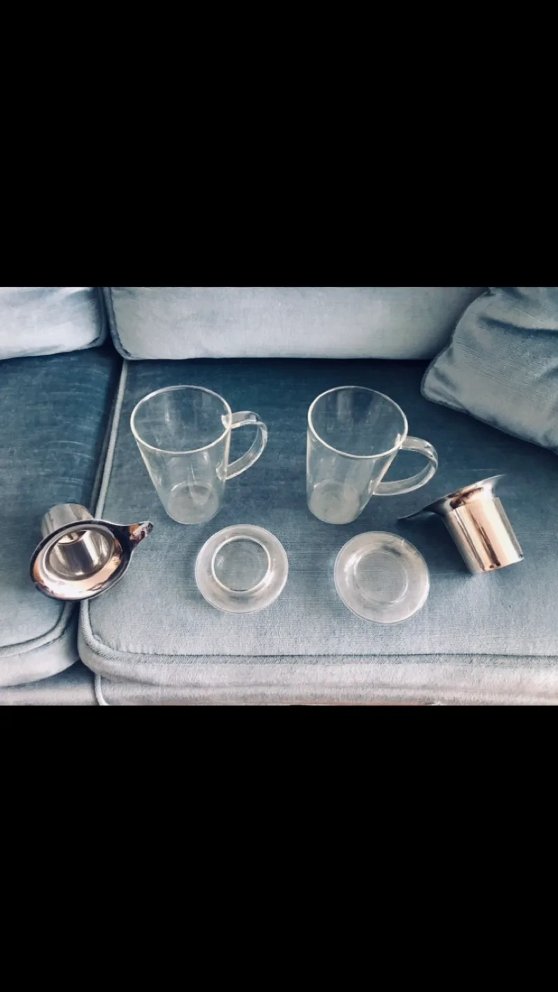 2 David’s Tea Glass Mugs+2 Glass Covers+2 Infusers+✨Free Tea image indicator(6)