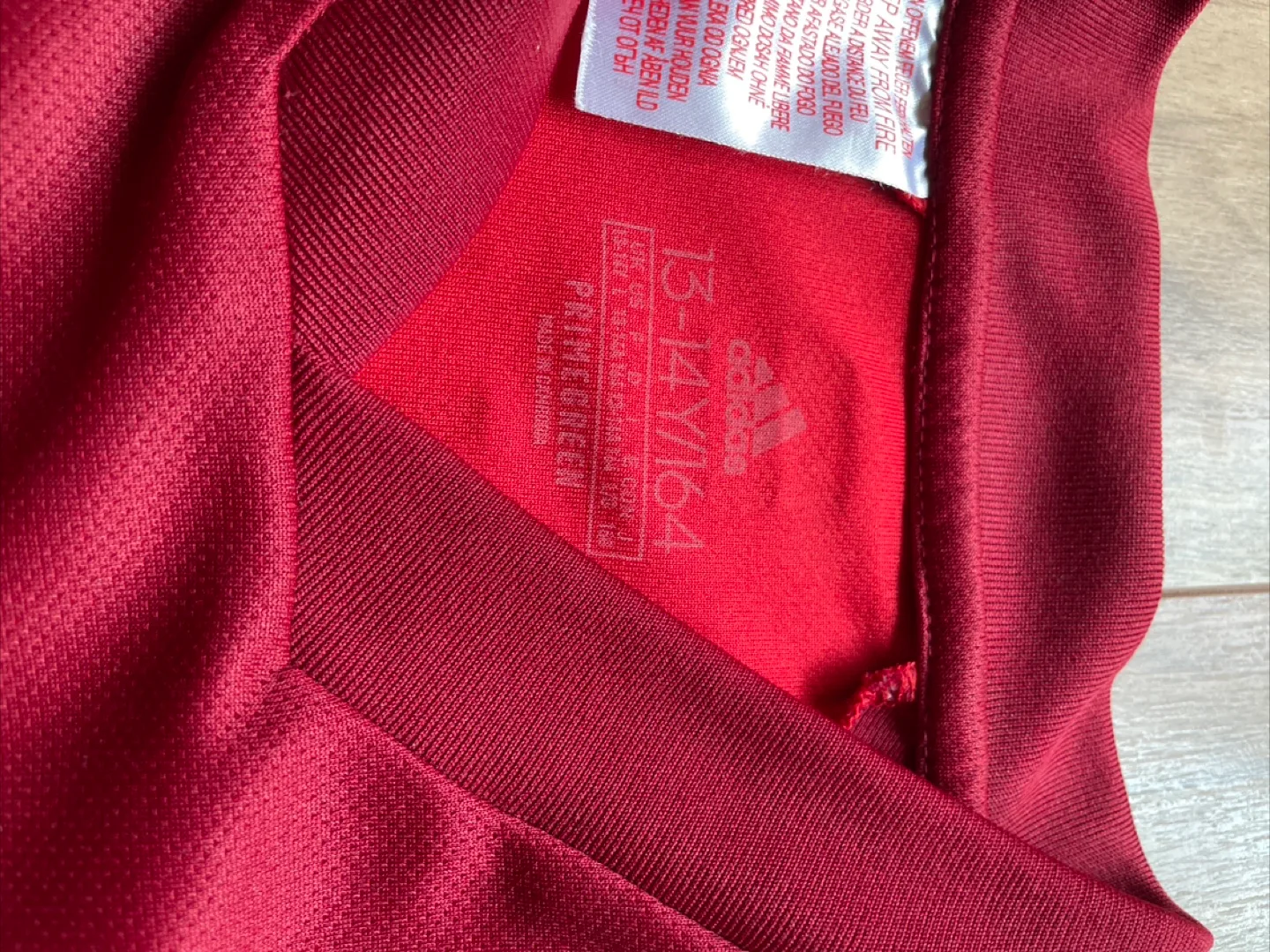 Davies- FC Bayern Munich Jersey image indicator(5)