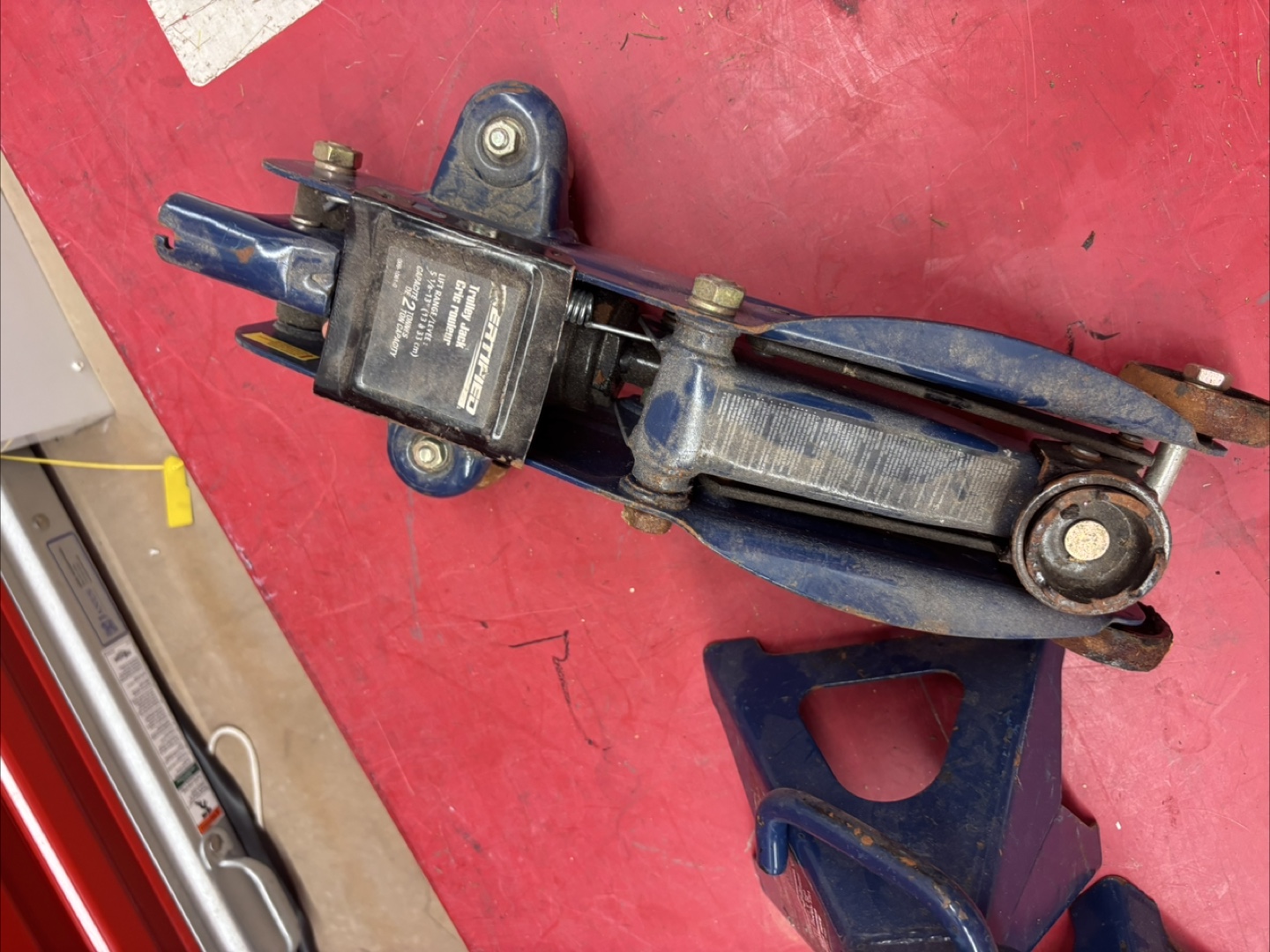 Hydraulic Floor Jack and Jack Stands - photo 2