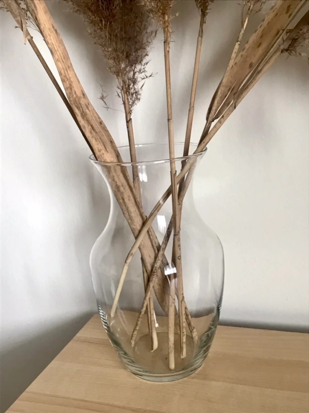 Glass Vase with Natural Wildflowers Arrangement image indicator(4)