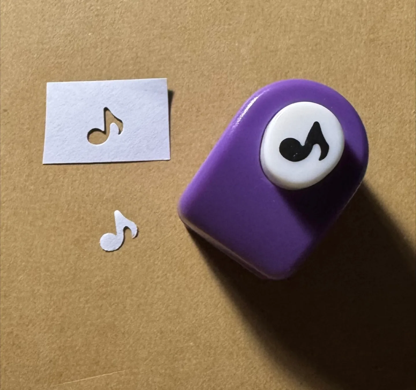 Purple Music Note Paper Punch image indicator(3)