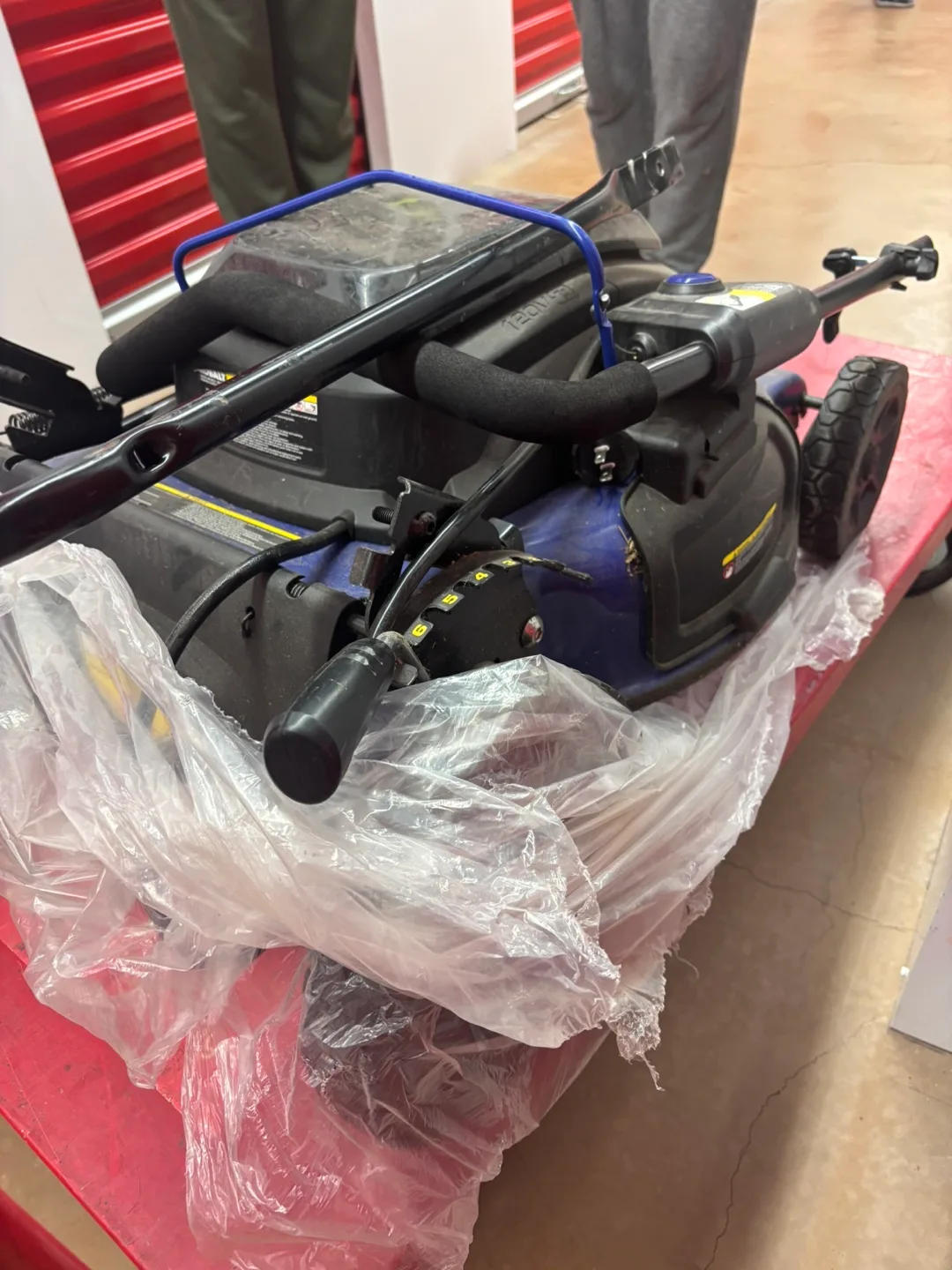 Lawn mower Kobalt 21-in image indicator(4)