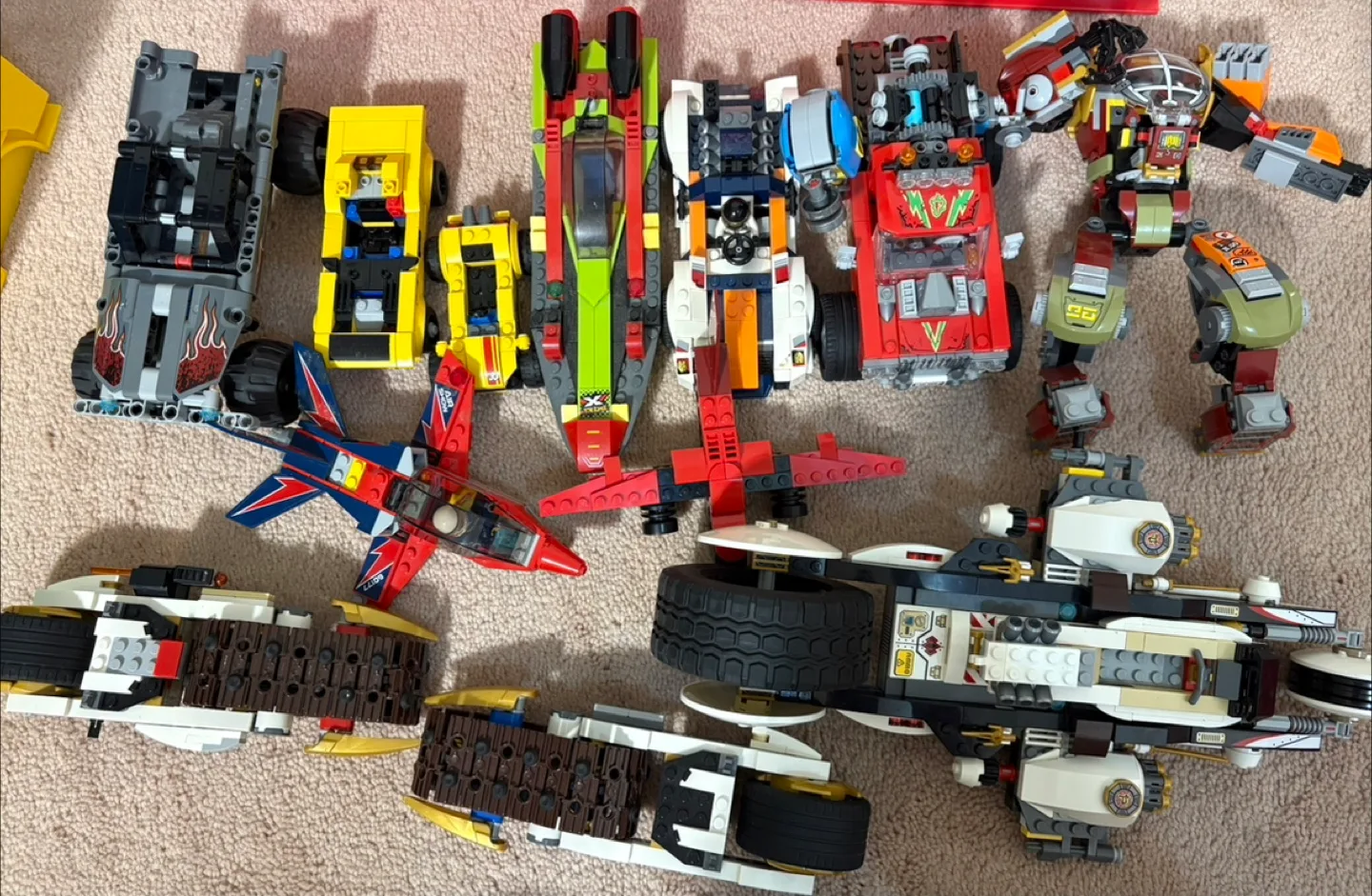 Lego Lot (Ninjago, City, Indiana Jones, etc.) thumbnail