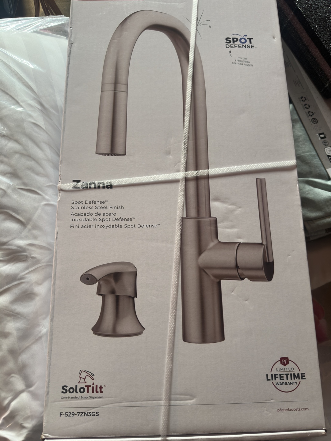 Brandnew Pfister 1-Handle Pull-Down Kitchen Faucet