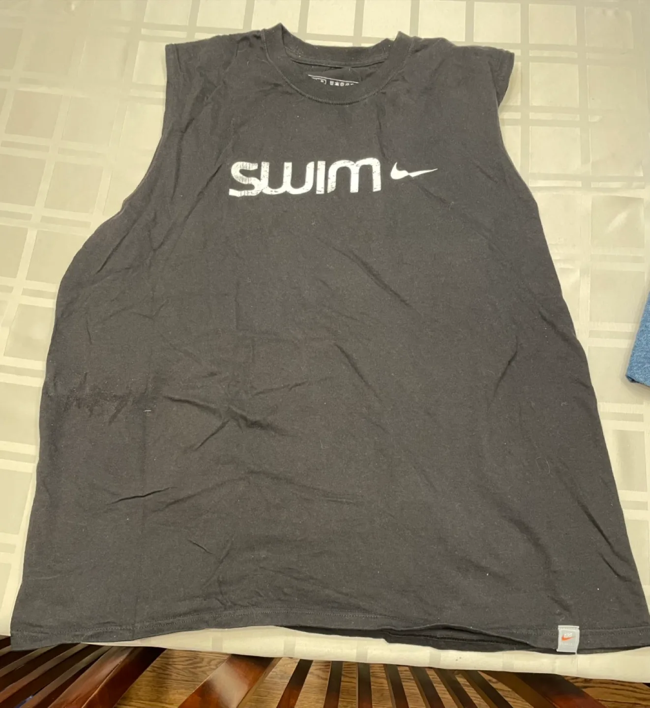 Nike Swim Sleeveless Shirt - XL thumbnail