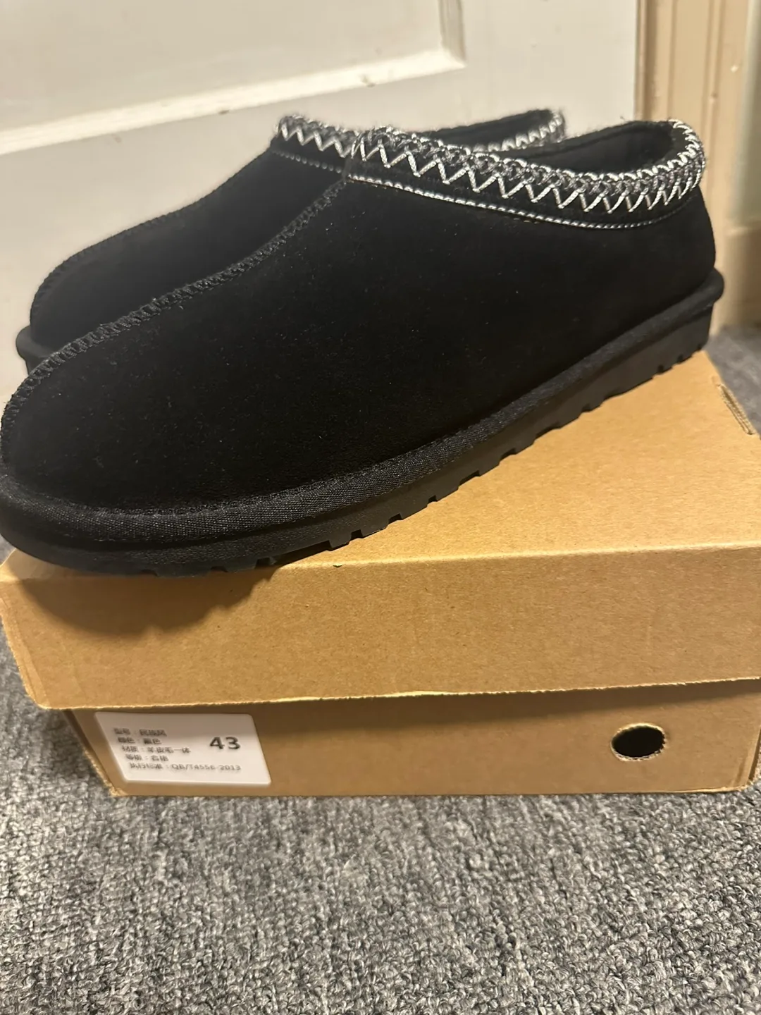 Black Suede Slippers Size 43 (size 10) image indicator(5)