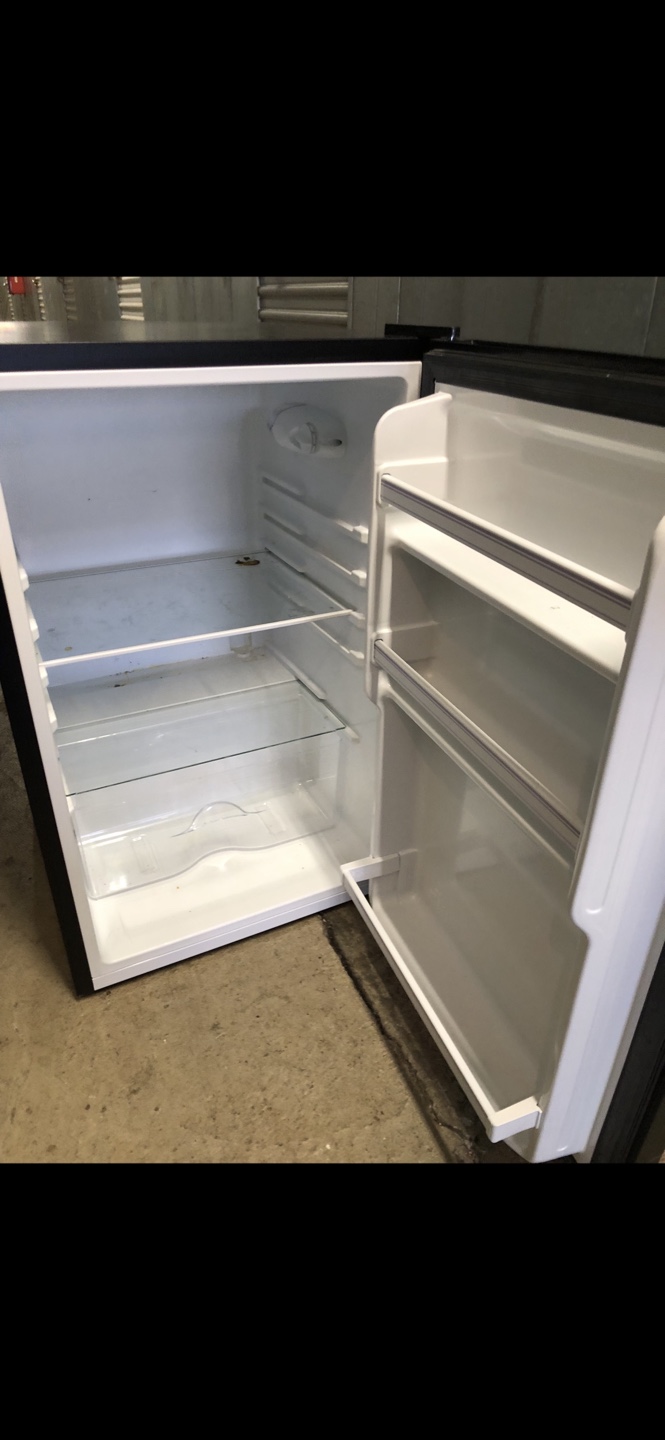 Mini fridge 4.4 cu.ft - photo 2