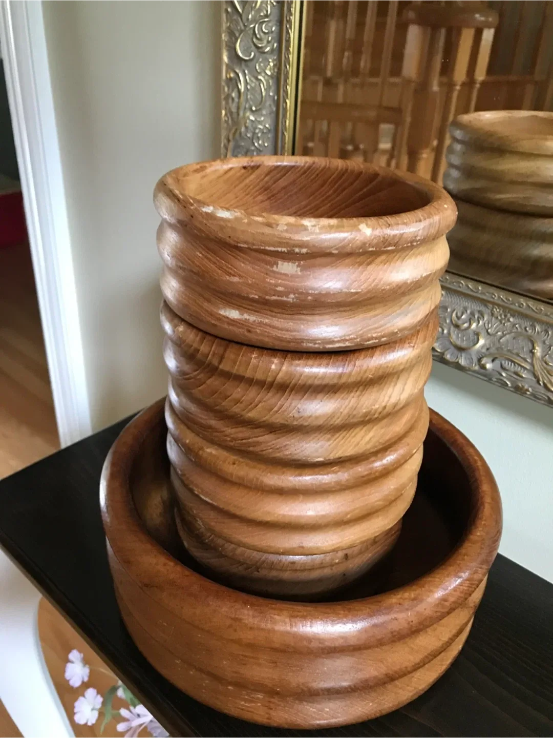 Teak Salad Bowls (Set of 5) image indicator(2)