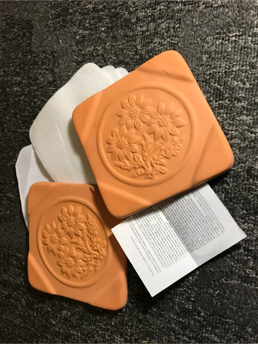 Terracotta microwave oven flower press thumbnail