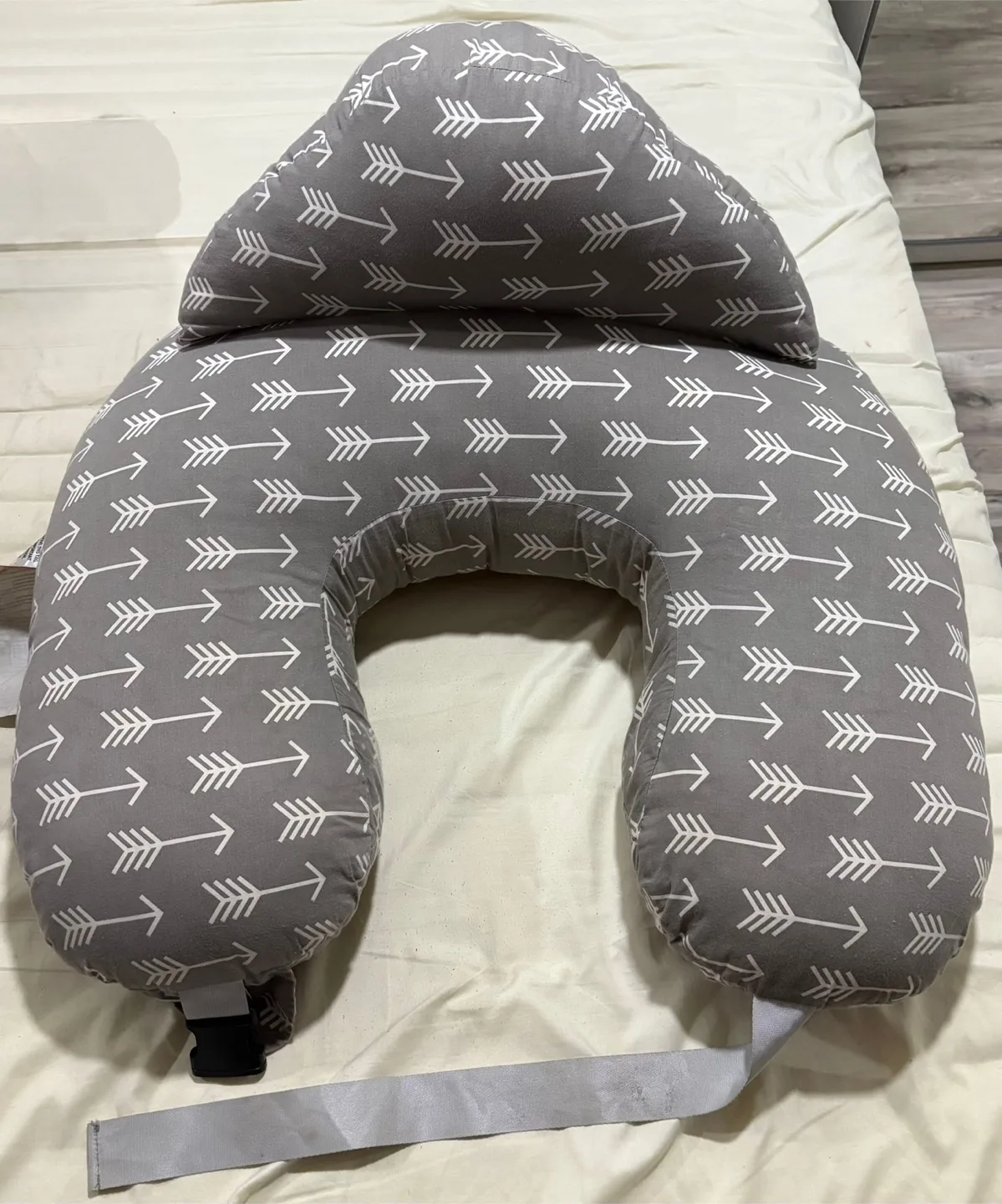 Nursing Pillow - Momcozy brand thumbnail
