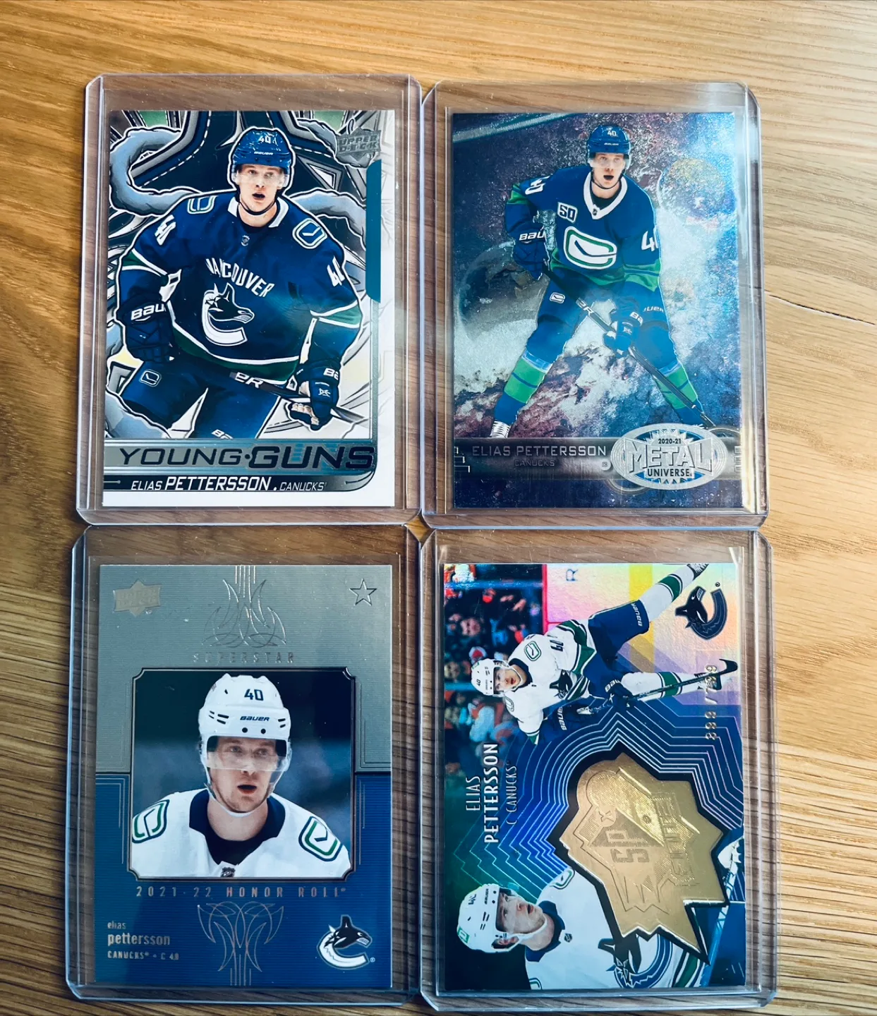 Elias Pettersson Hockey Cards lot - Vancouver Canucks thumbnail