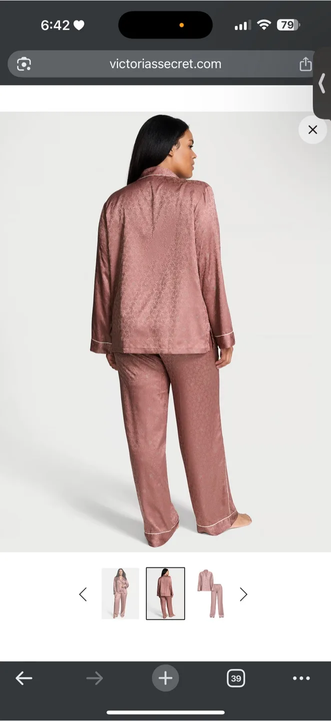Victoria's Secret Pajama Set image indicator(2)