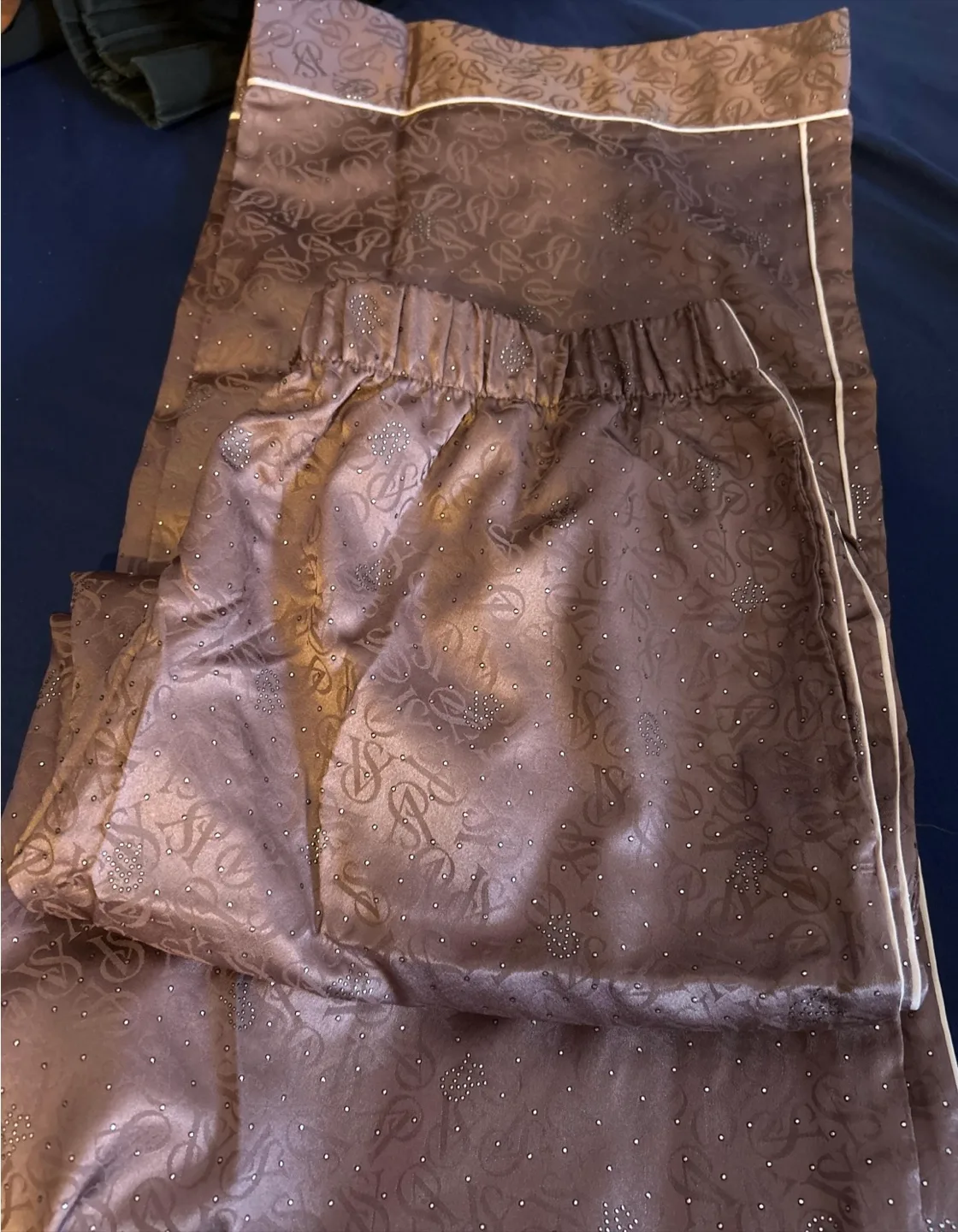 Victoria's Secret Pajama Set image indicator(7)