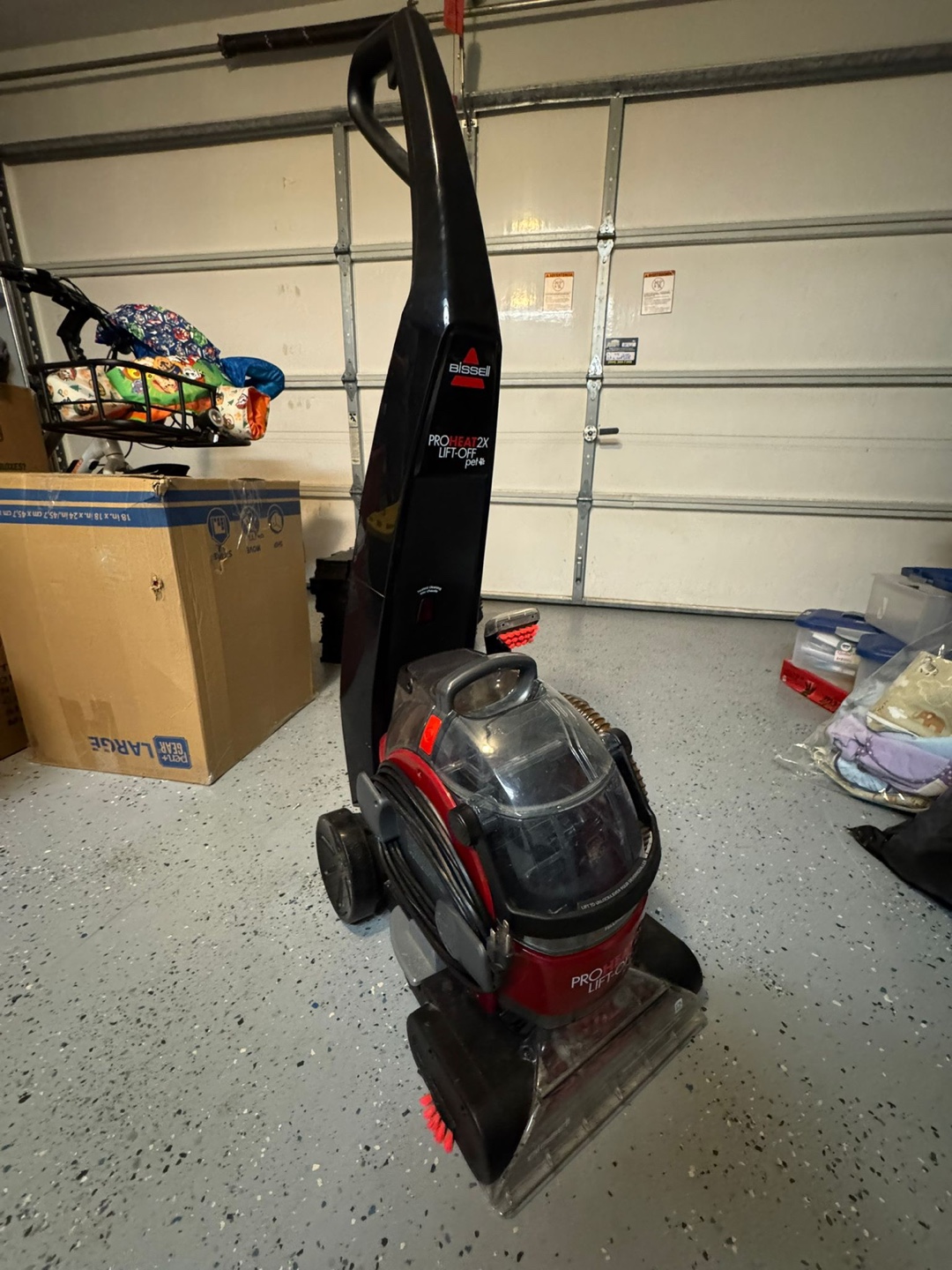 Bissell ProHeat 2X Lift-Off Pet Carpet Cleaner