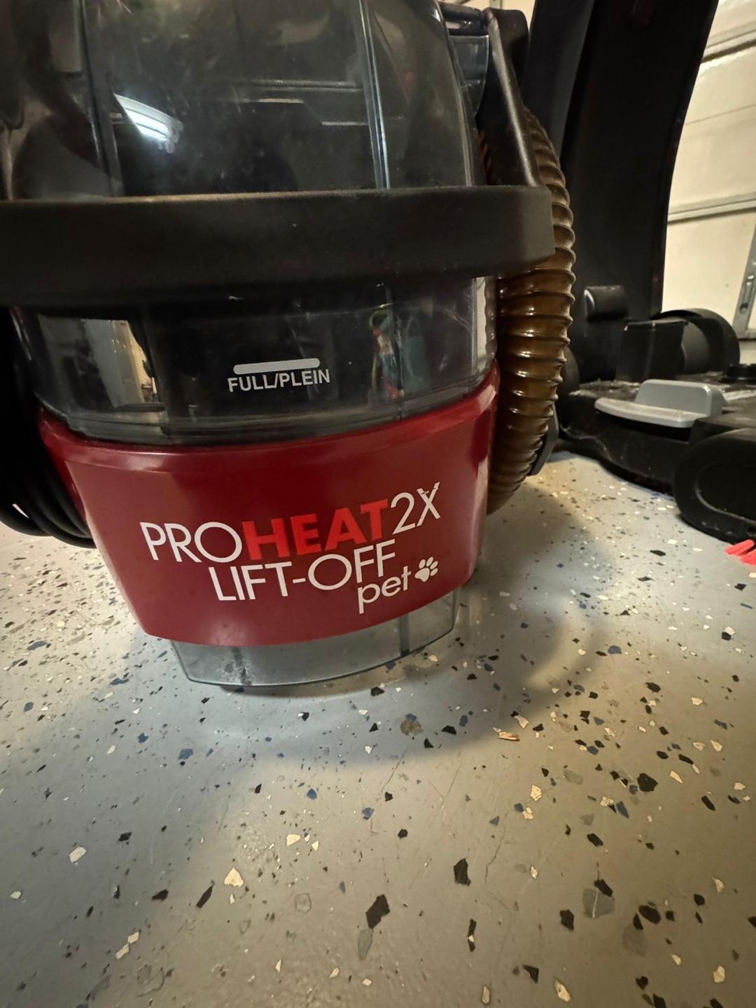 Bissell ProHeat 2X Lift-Off Pet Carpet Cleaner - photo 3
