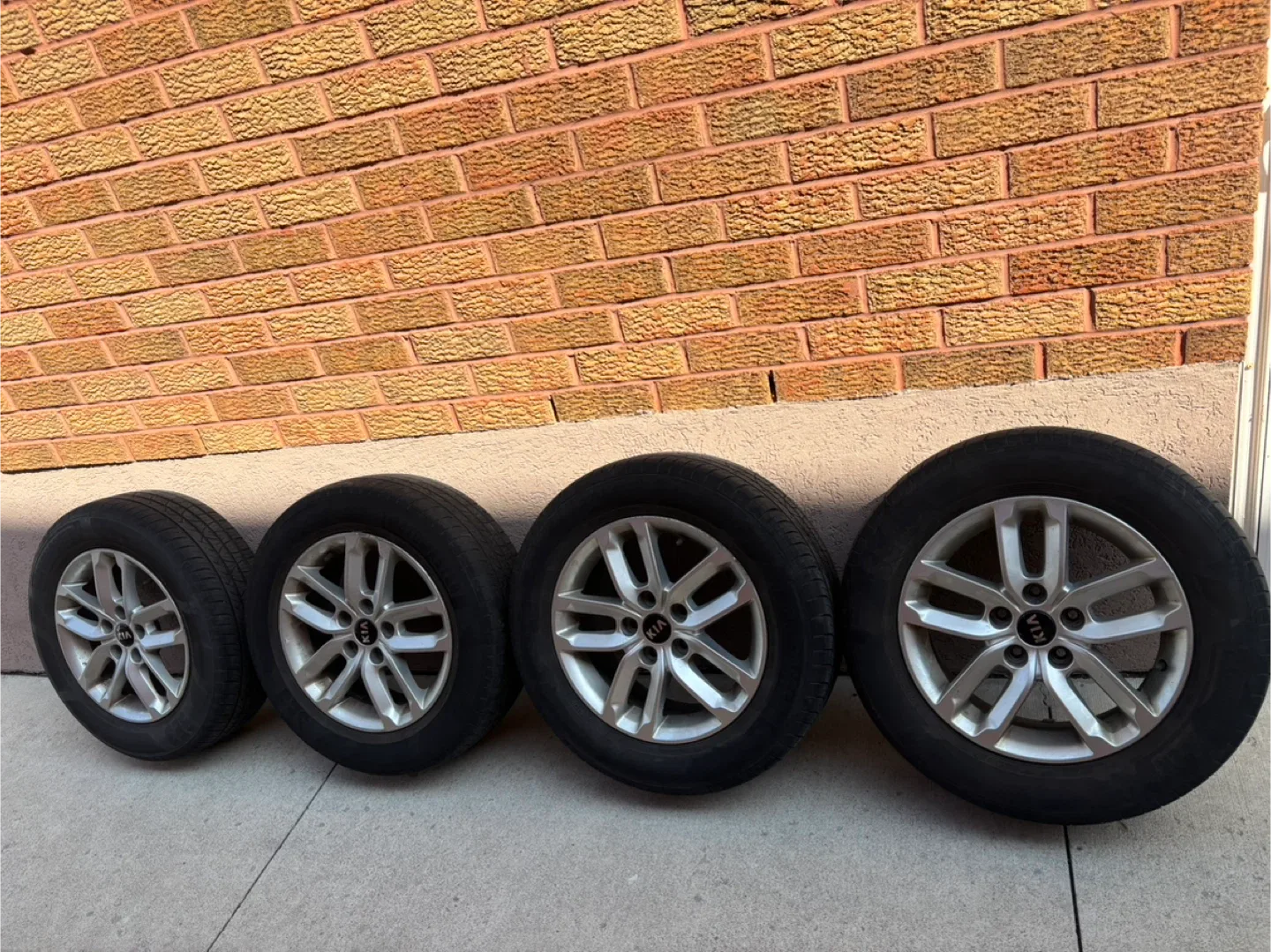 Kia Rims and Tires - Set of Four image indicator(4)