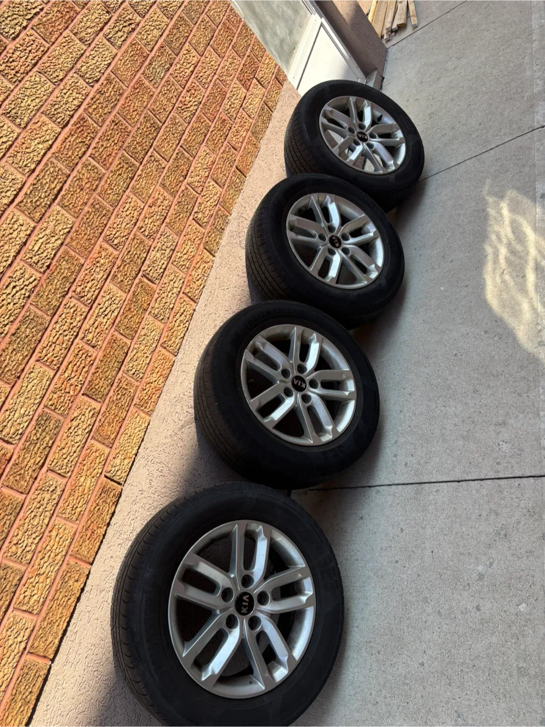 Kia Rims and Tires - Set of Four image indicator(2)