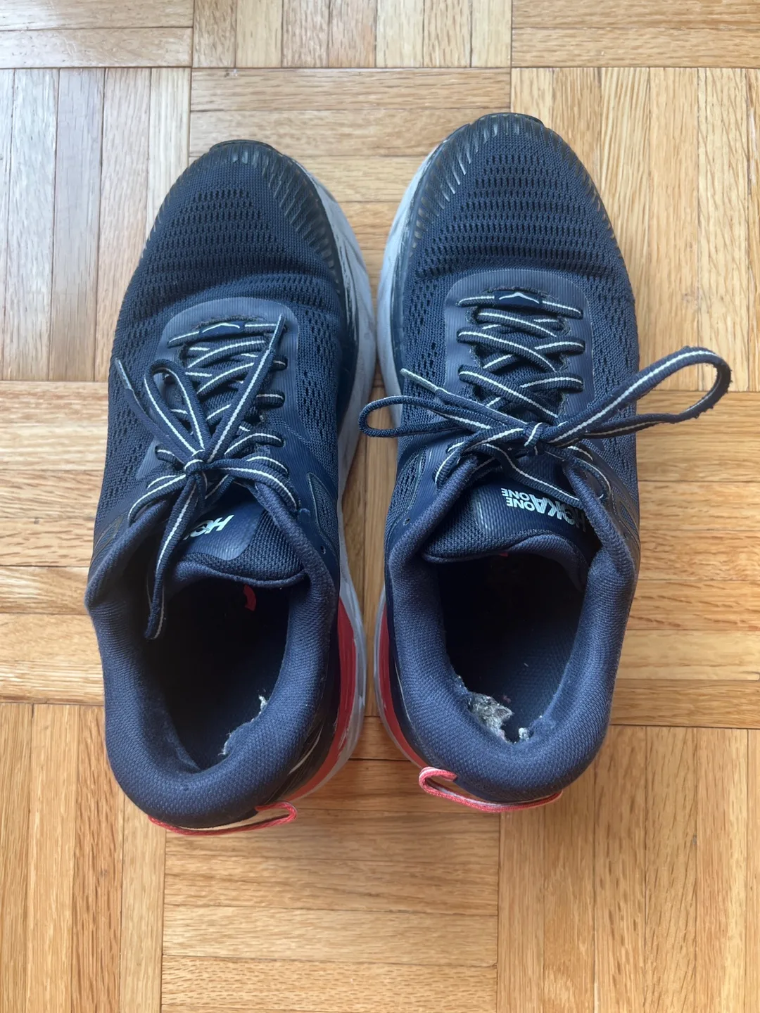 Hoka Bondi Running Shoes - US Size 8 thumbnail