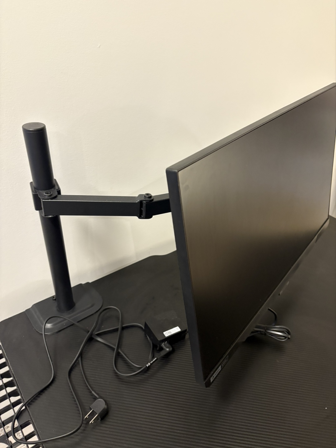Samsung Oddysey G4 25" 240 Hz Gaming monitor - photo 3