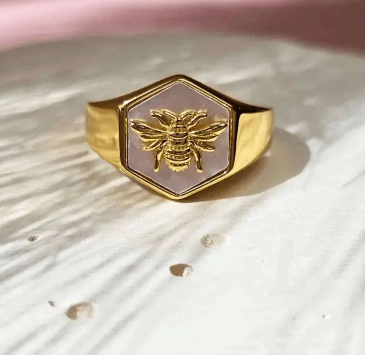 Bee gold color ring new image indicator(2)