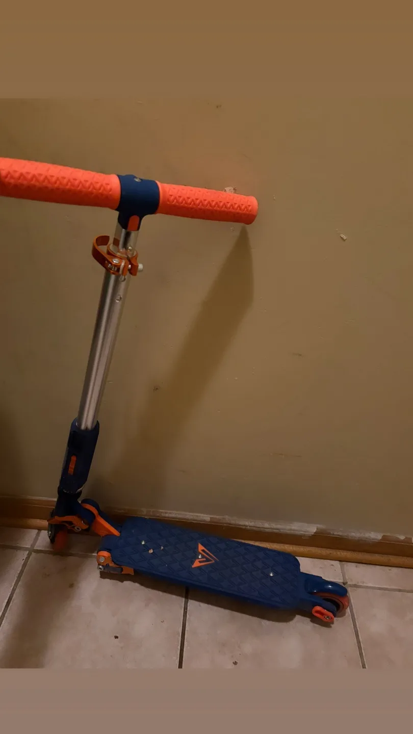 Voyager Kids' Scooter - Blue & Orange thumbnail