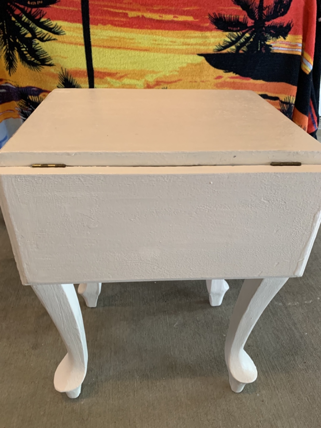 White Drop Leaf End Table - photo 5