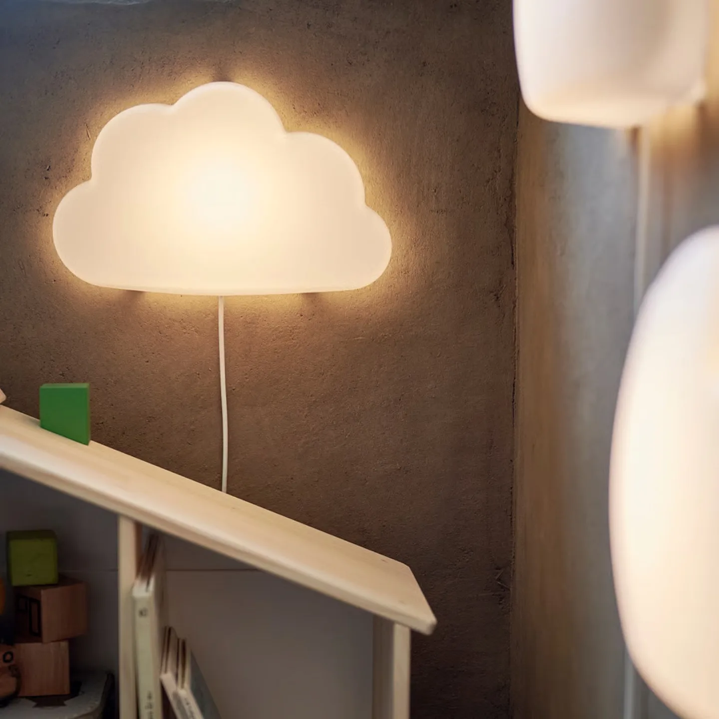 IKEA Cloud Lamp thumbnail