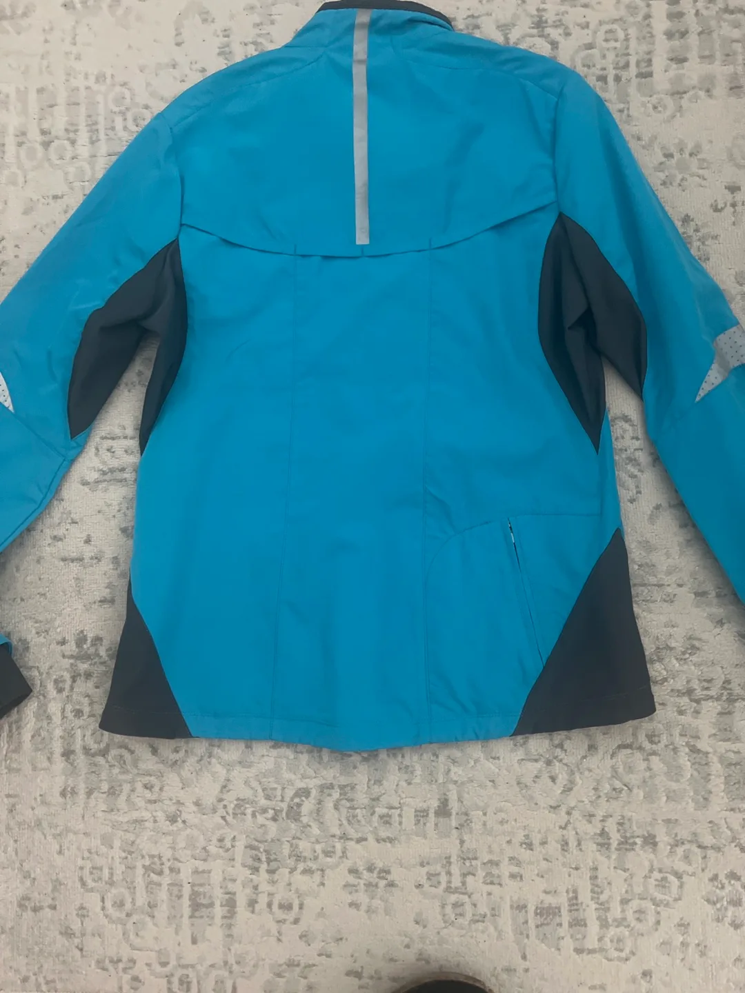 Running Room Fitness Jacket - Blue image indicator(3)