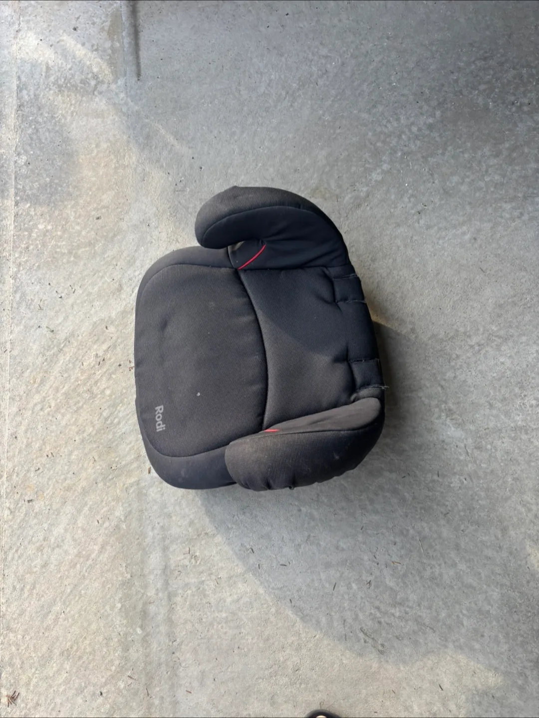 Maxi-Cosi Rodi Car Booster Seat image indicator(2)