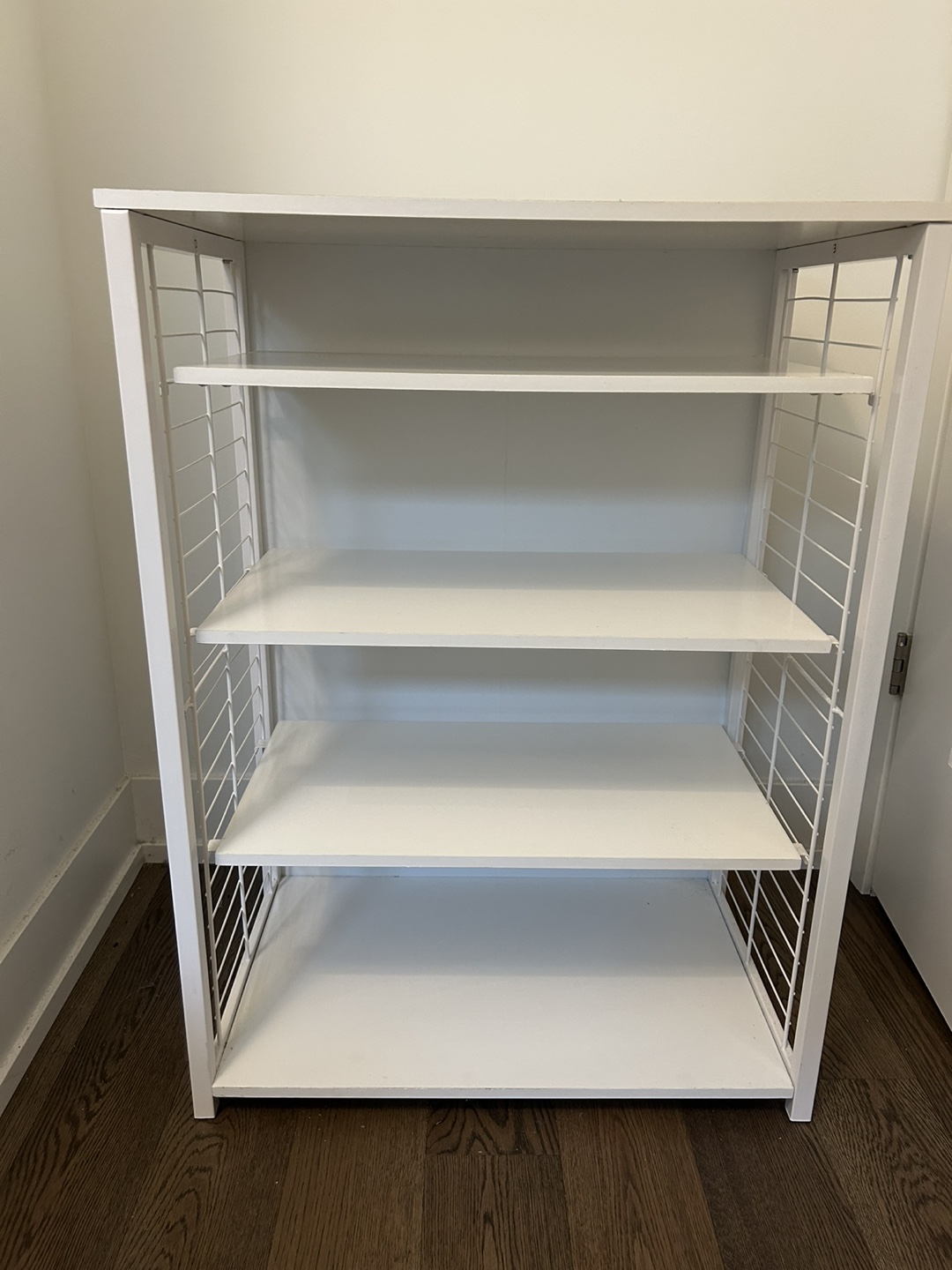 White Metal Frame Shelf Unit
