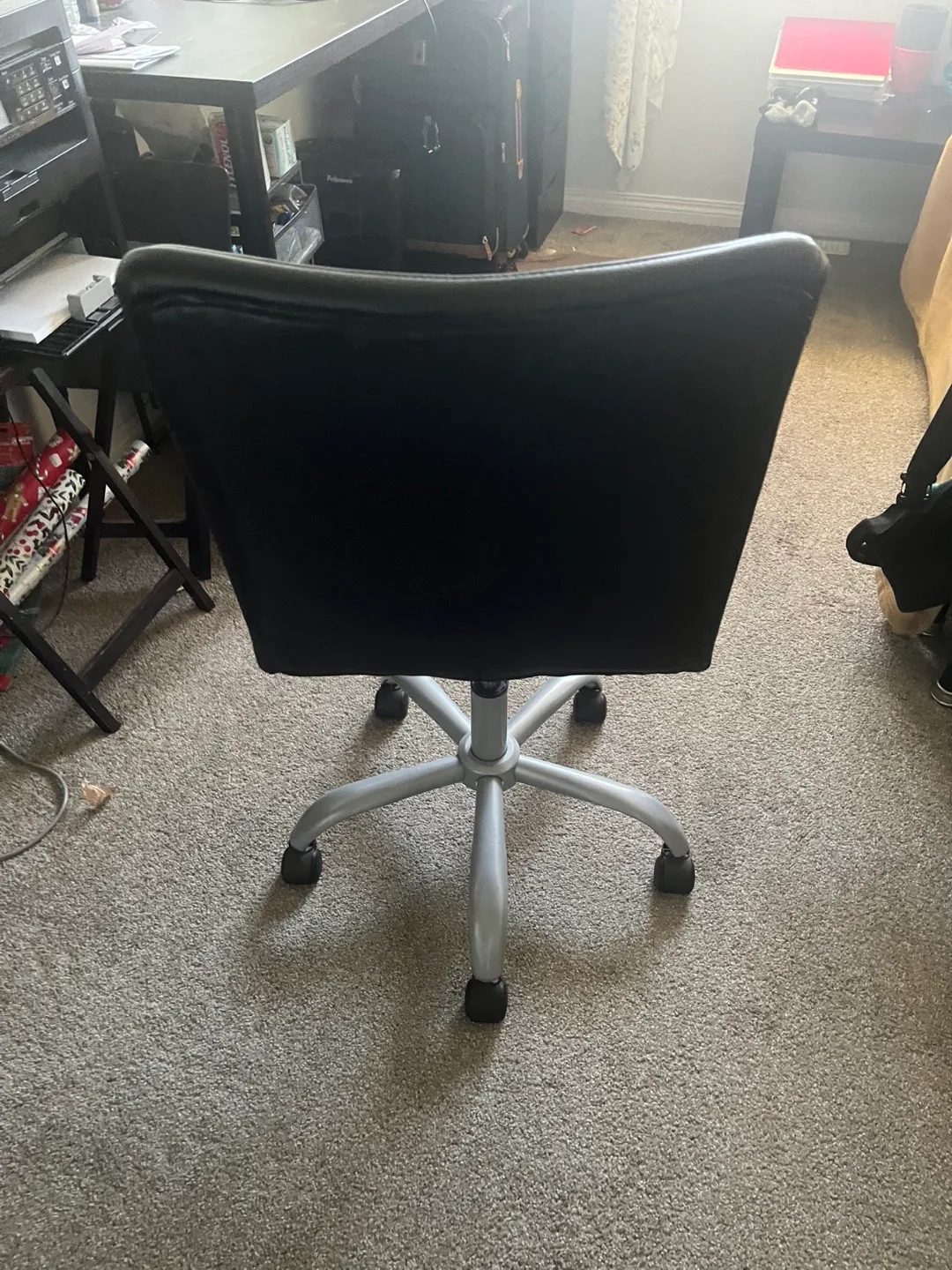 Black Office Chair image indicator(3)