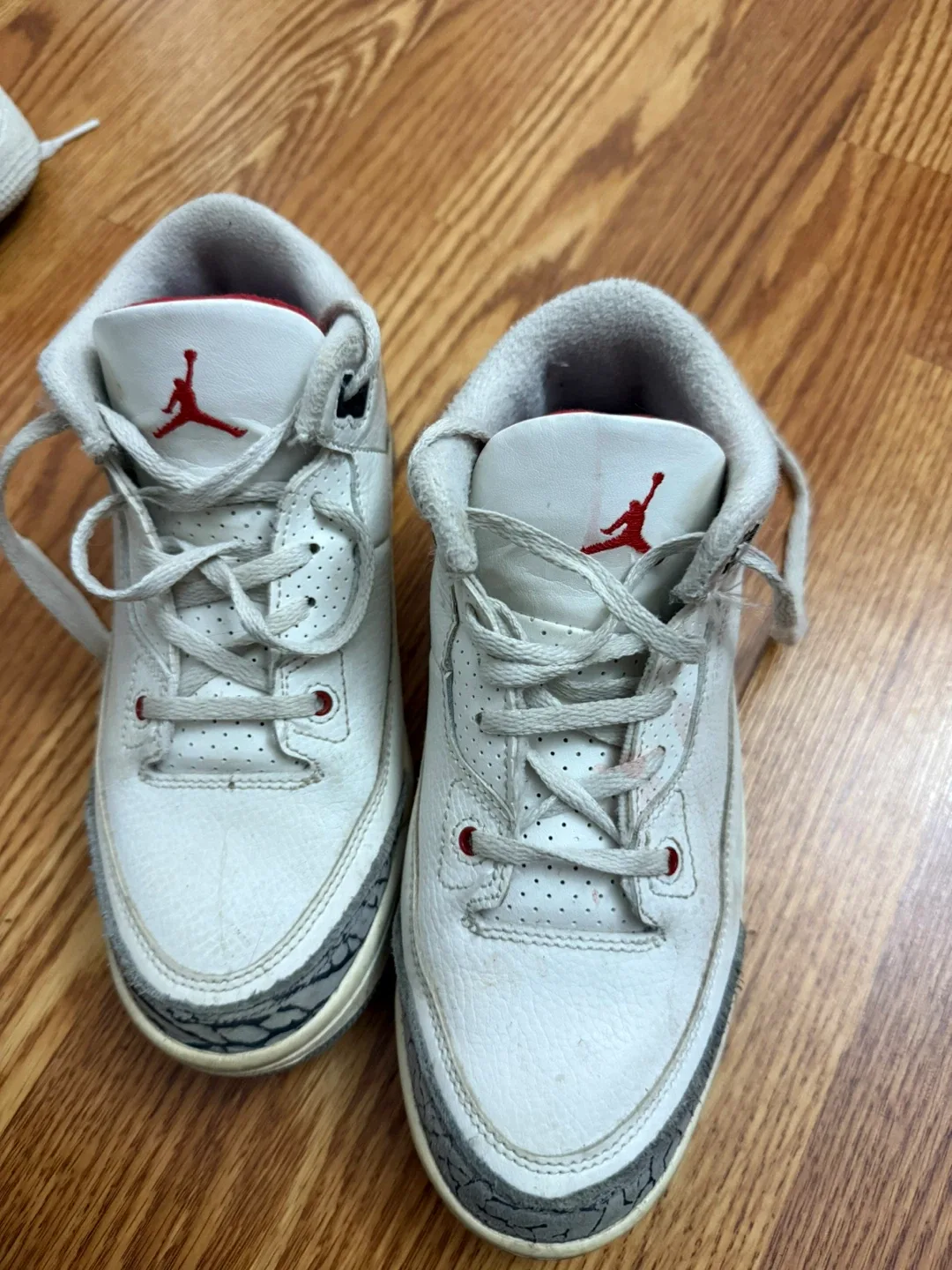 Nike Air Jordan 3 Retro Size 2.5Y