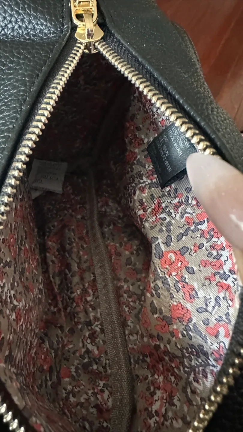 Black Leather Sling Bag w/ Leopard Print Strap image indicator(4)