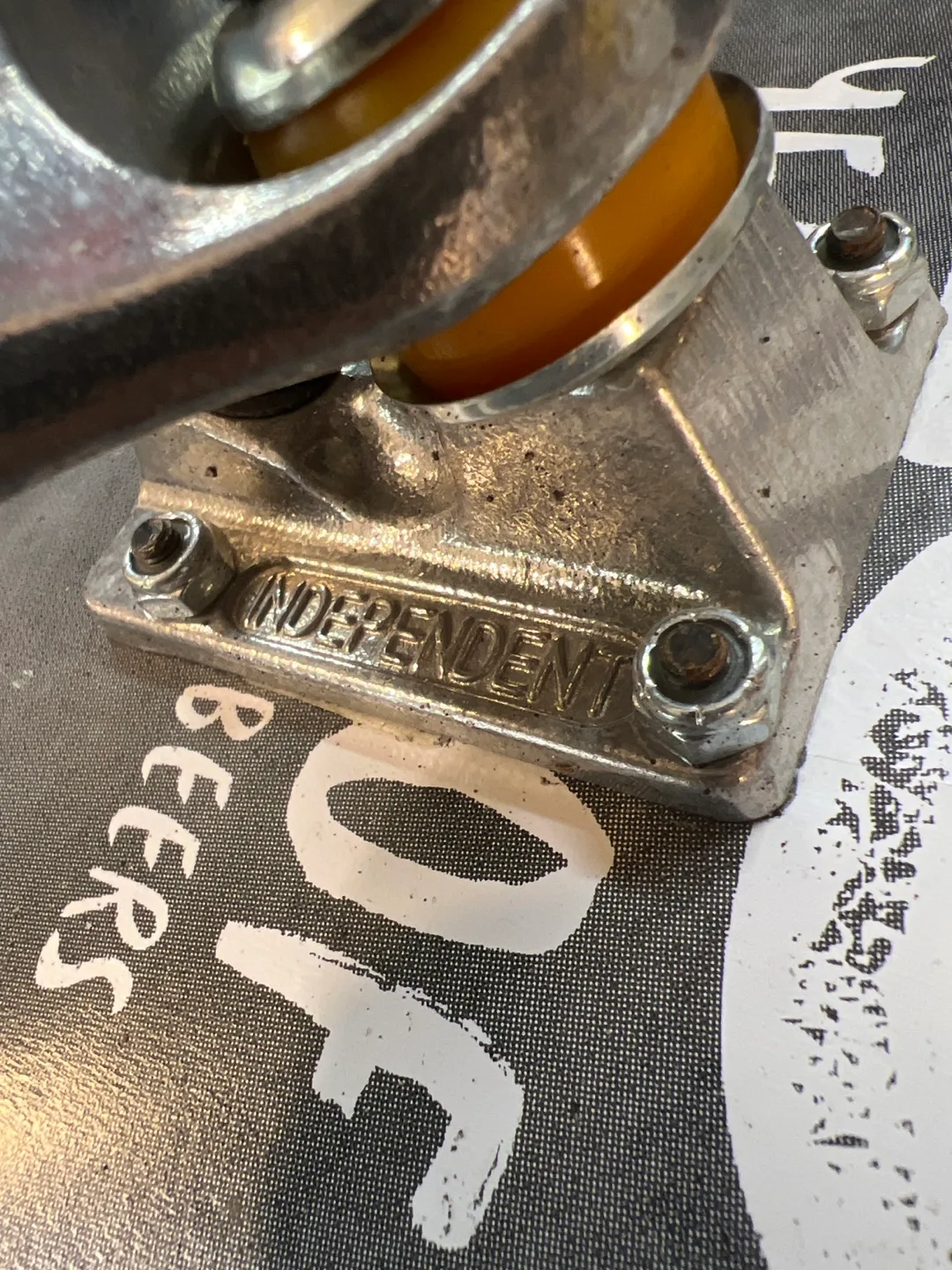 32” long board Skateboard - Great Condition near New. image indicator(3)