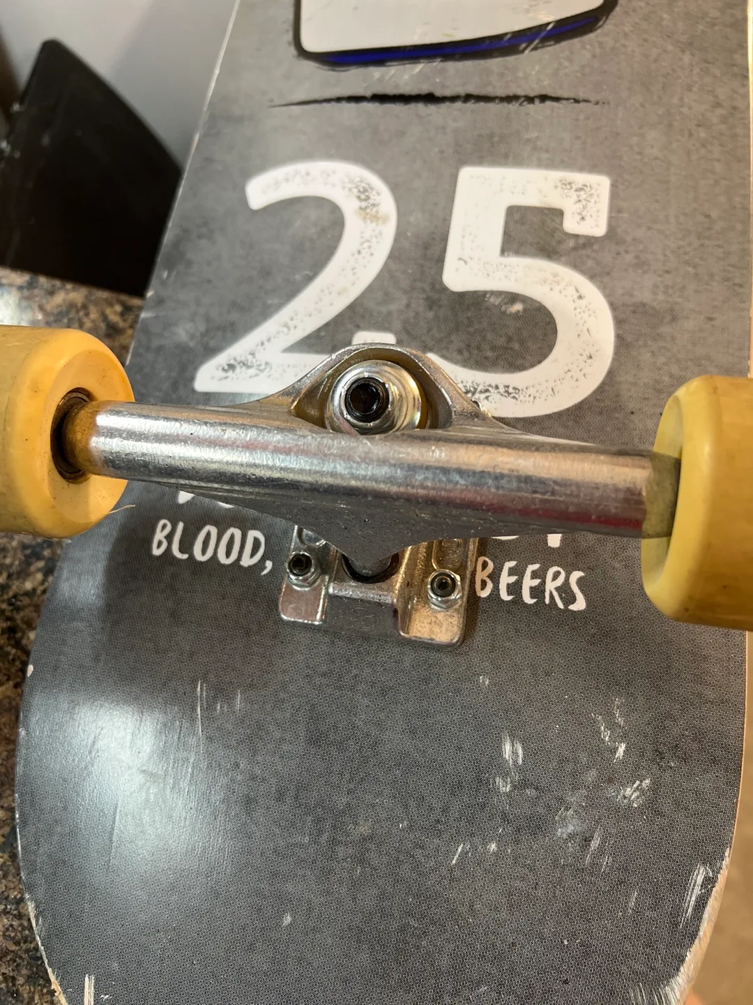 32” long board Skateboard - Great Condition near New. image indicator(4)