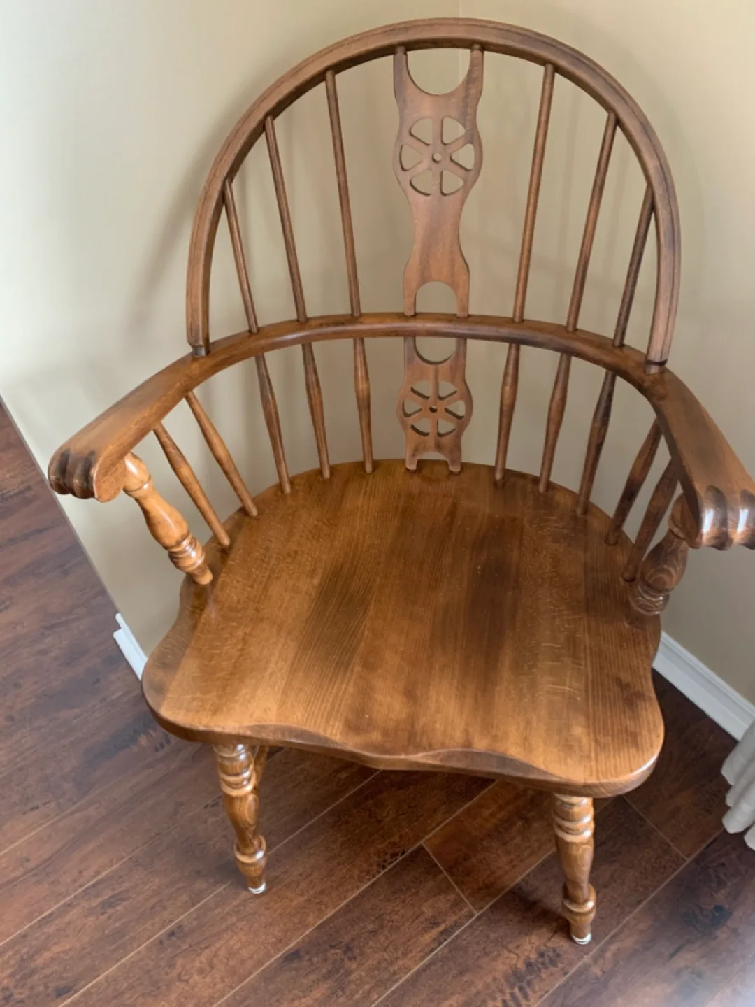 Dining Room Set - Maple image indicator(3)