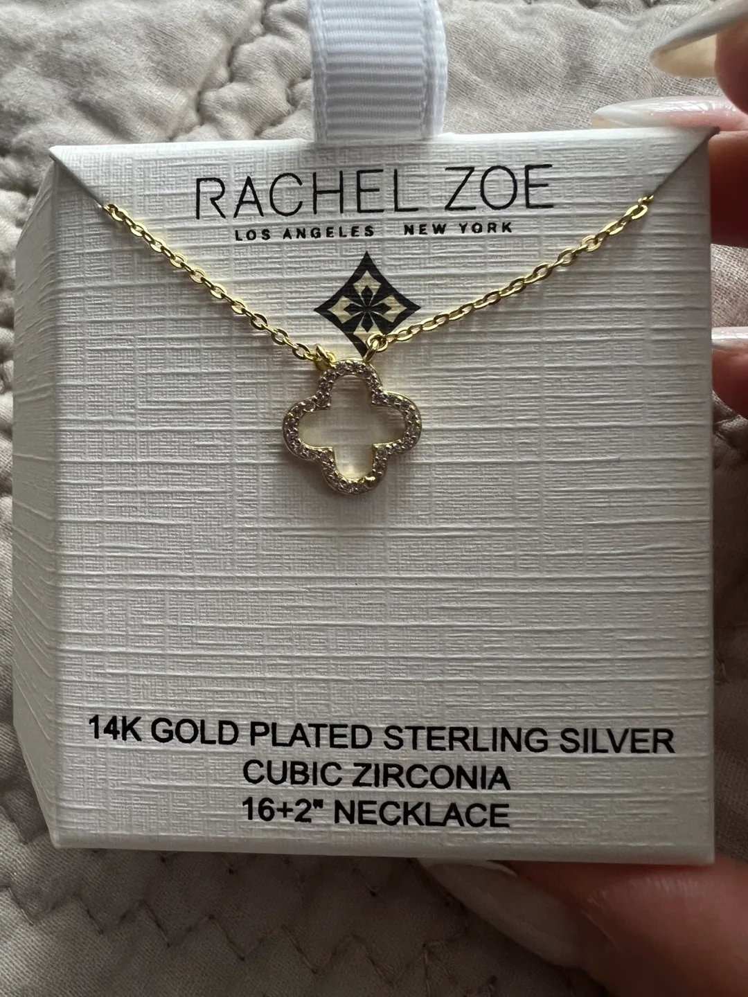 Silver clover necklace