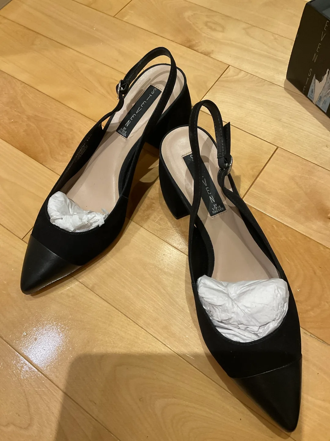 Steven Madden Agent Black Heels - Size 9.5 image indicator(6)