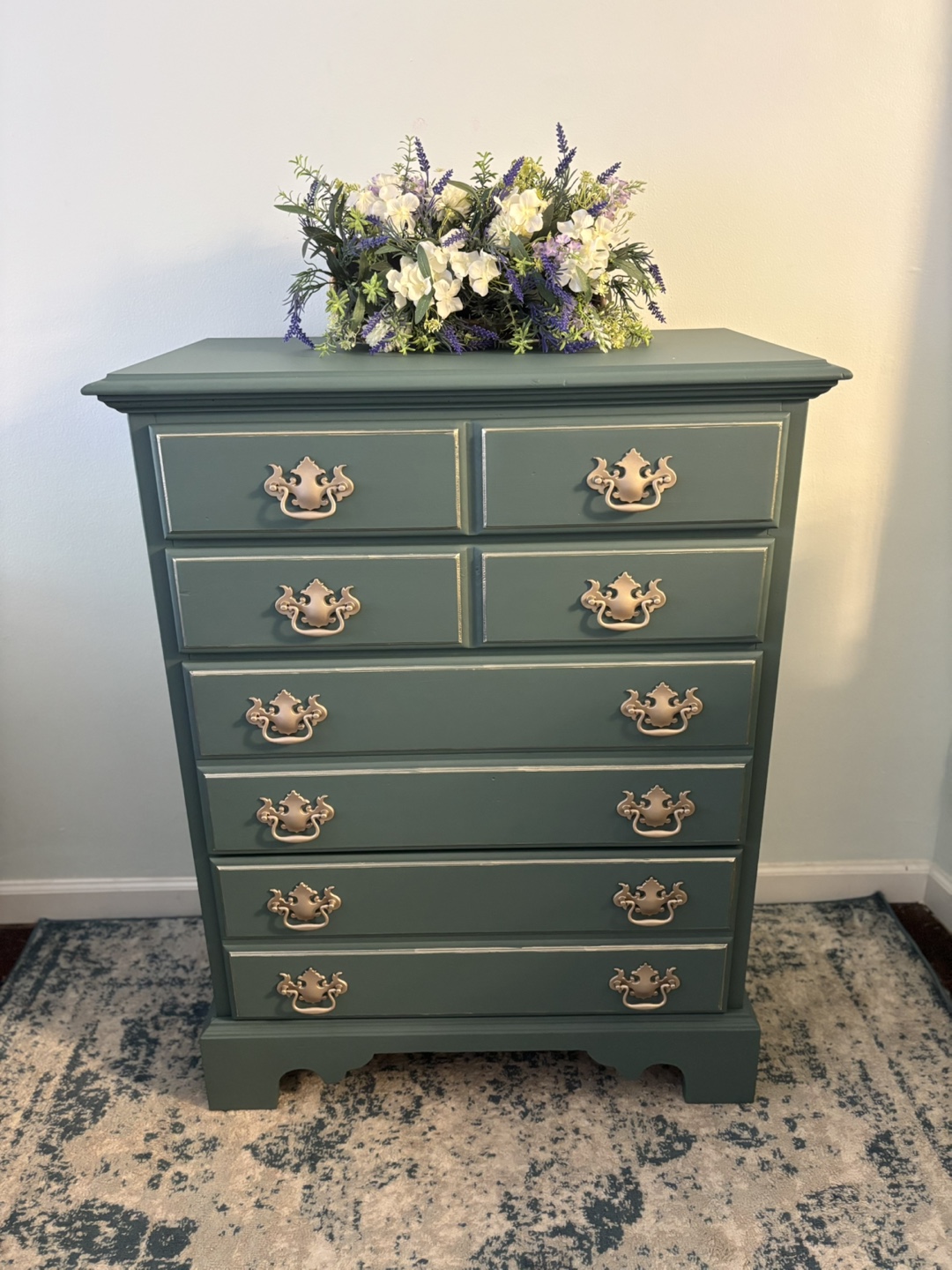 Stanley Furniture Chest of Drawers - photo 2
