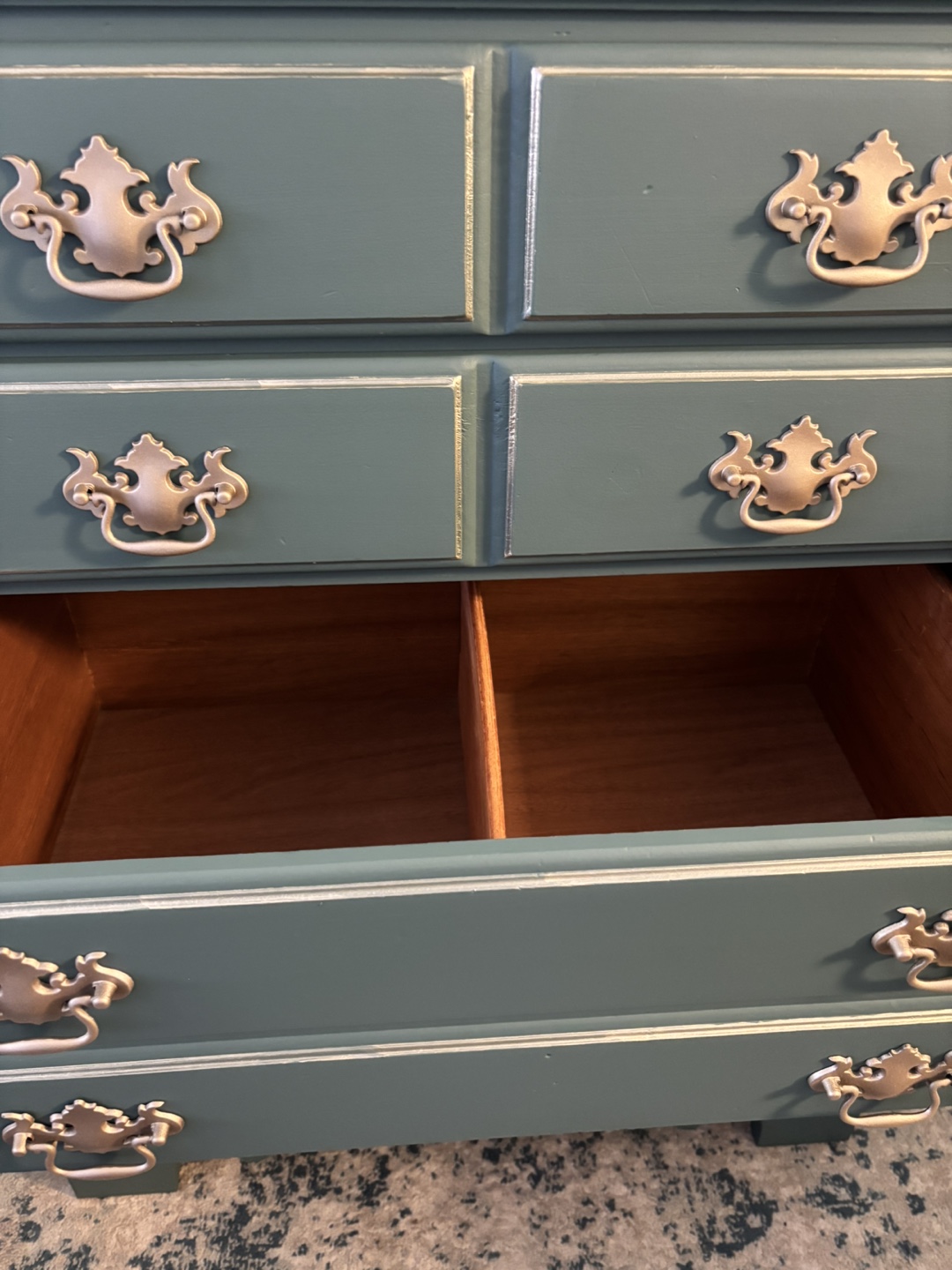 Stanley Furniture Chest of Drawers - photo 5