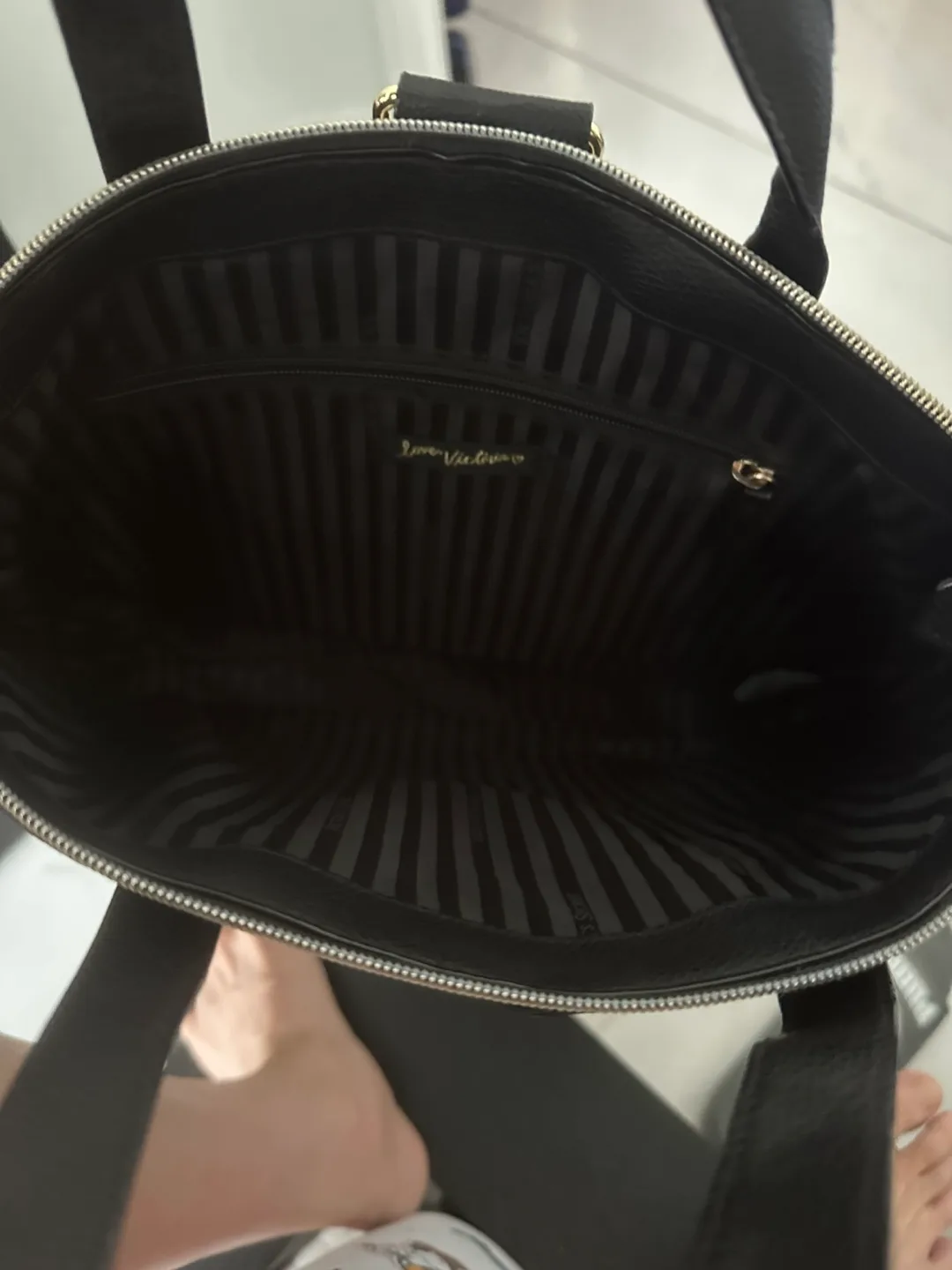 Victoria's Secret Black Tote Bag image indicator(3)