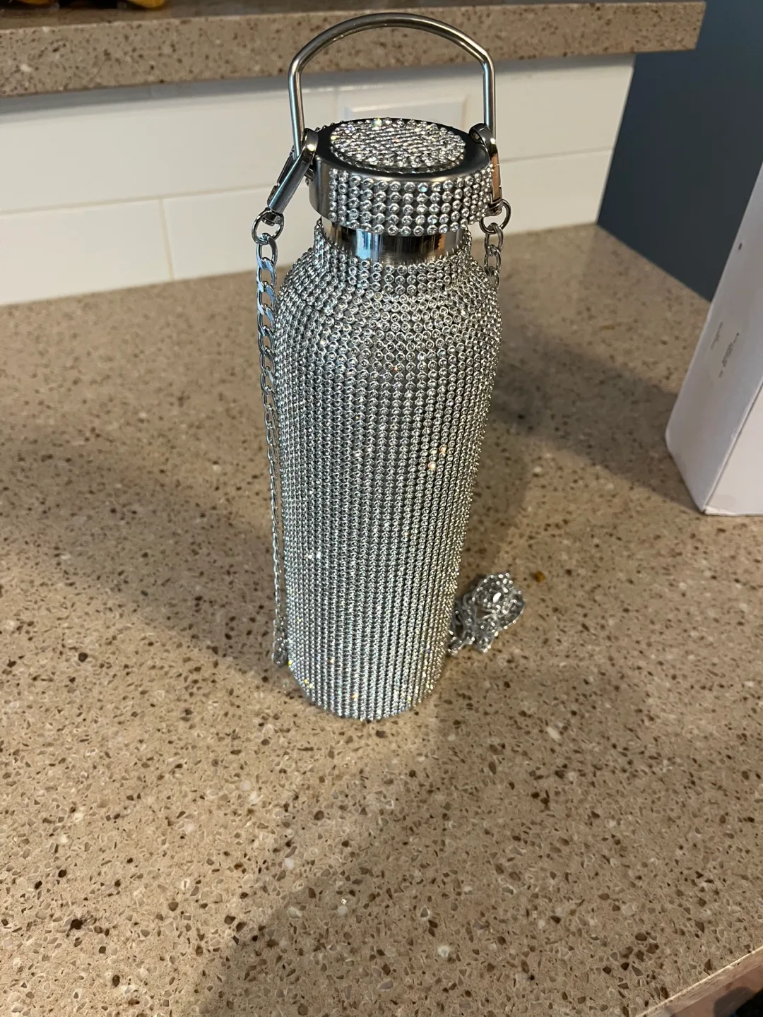 Back to school in style. Sparkle Water Bottle with Chain image indicator(2)