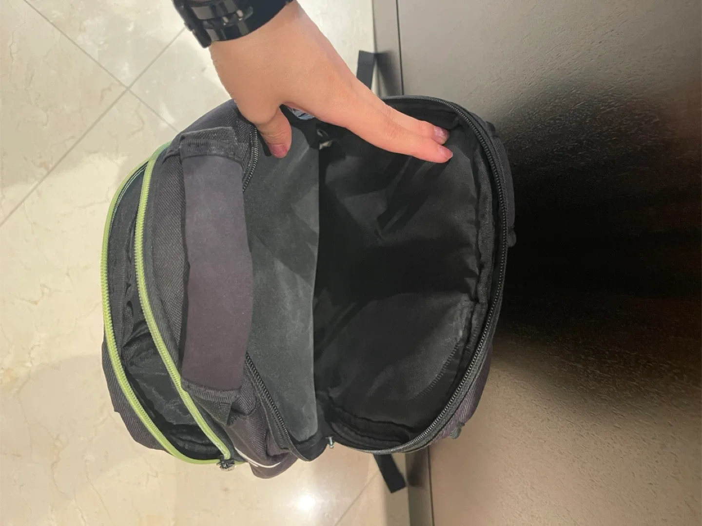 Djokovic Head Backpack - Black and Grey image indicator(2)