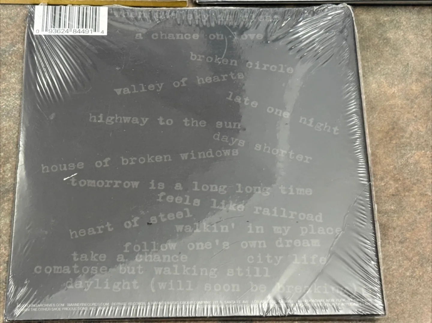 Neil Young Vinyl CDs - Lot of 3 image indicator(5)