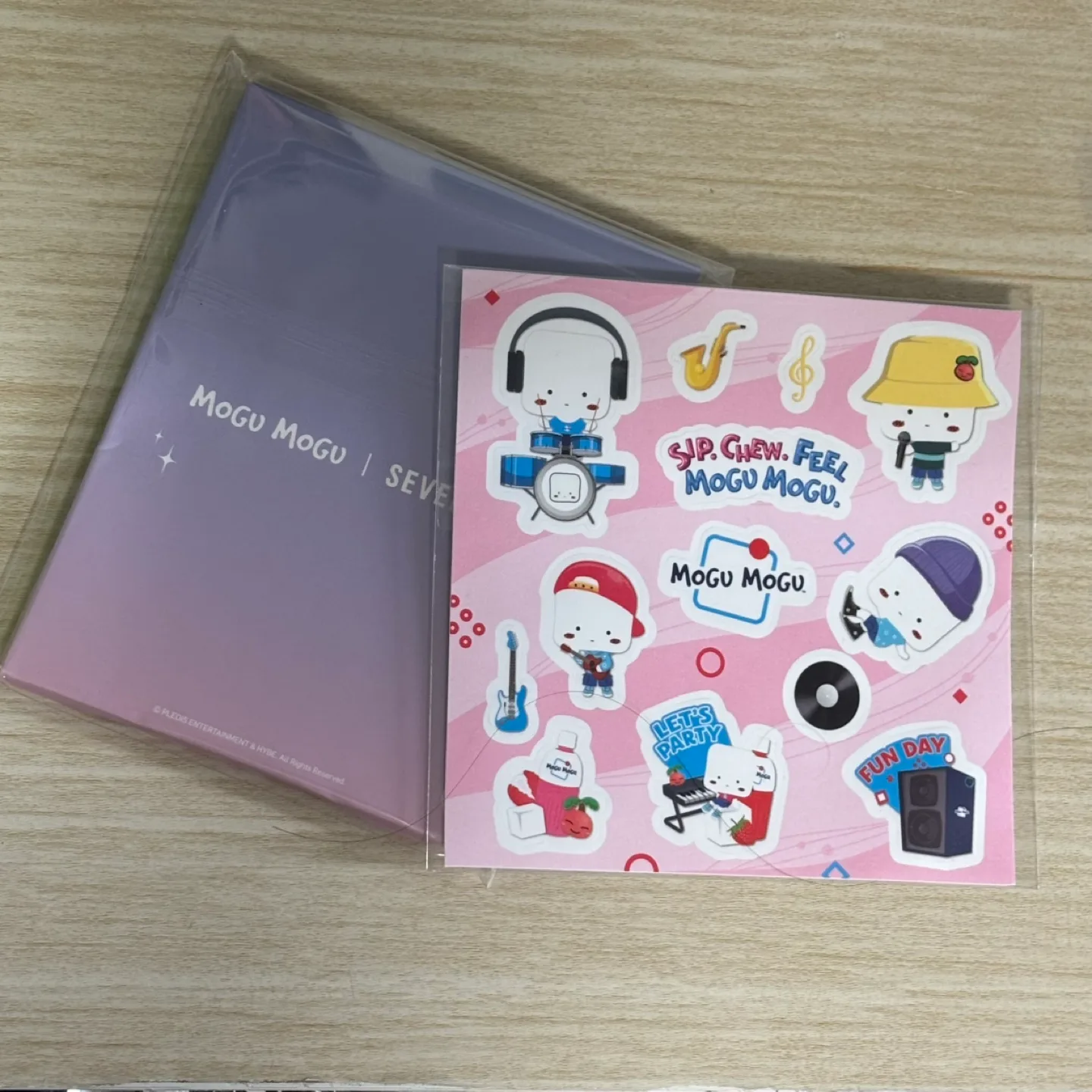 Seventeen Mogu Mogu photo folder  + Stickers thumbnail