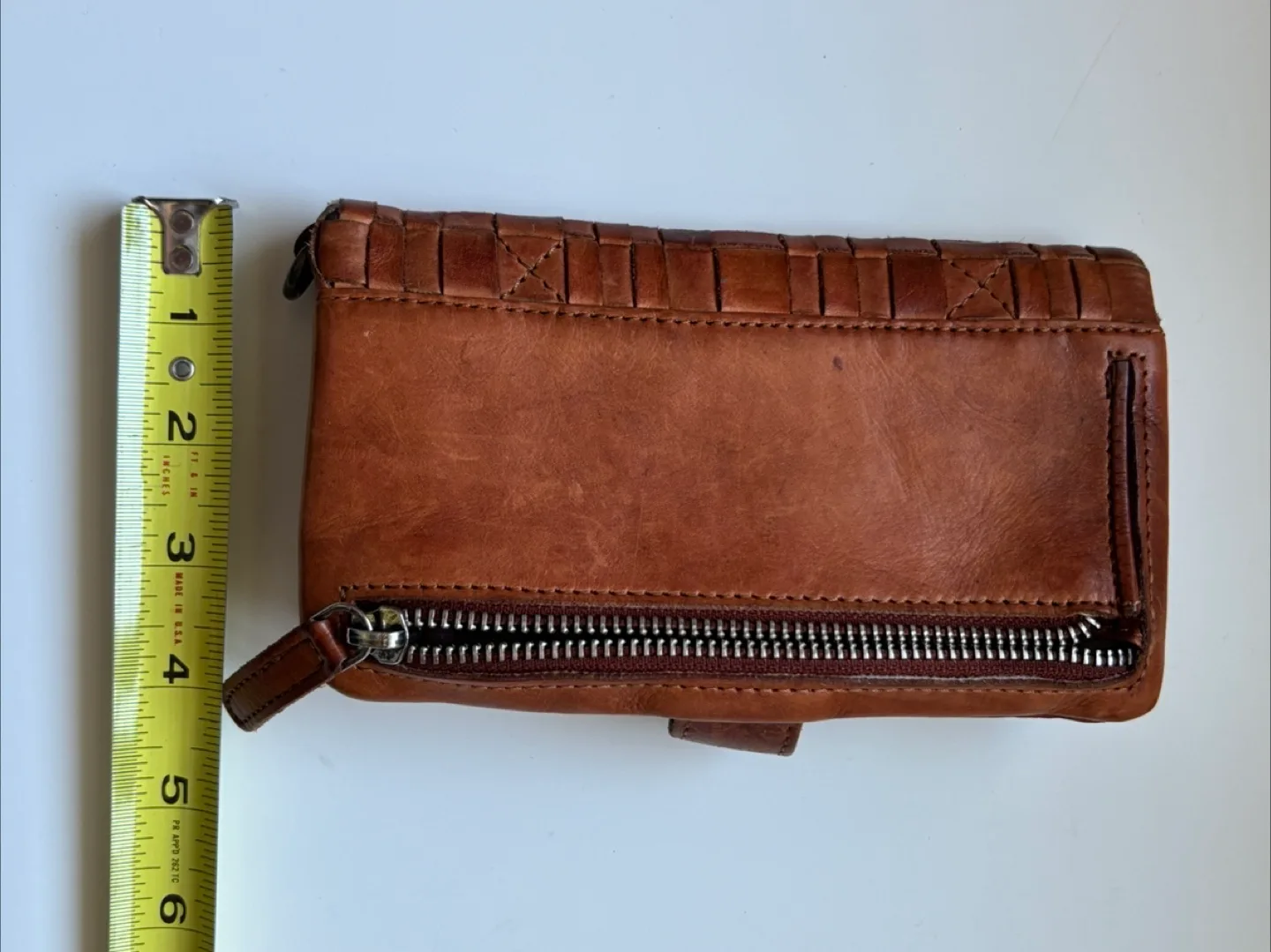 Vilenca Holland Brown Leather Wallet image indicator(9)