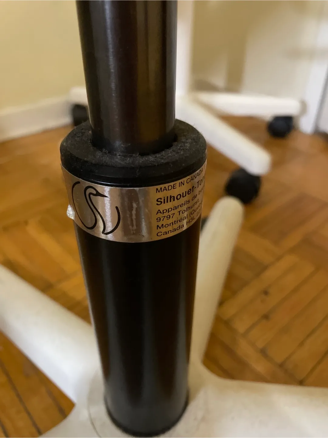 Silhouette-Tone White Adjustable Stool image indicator(3)